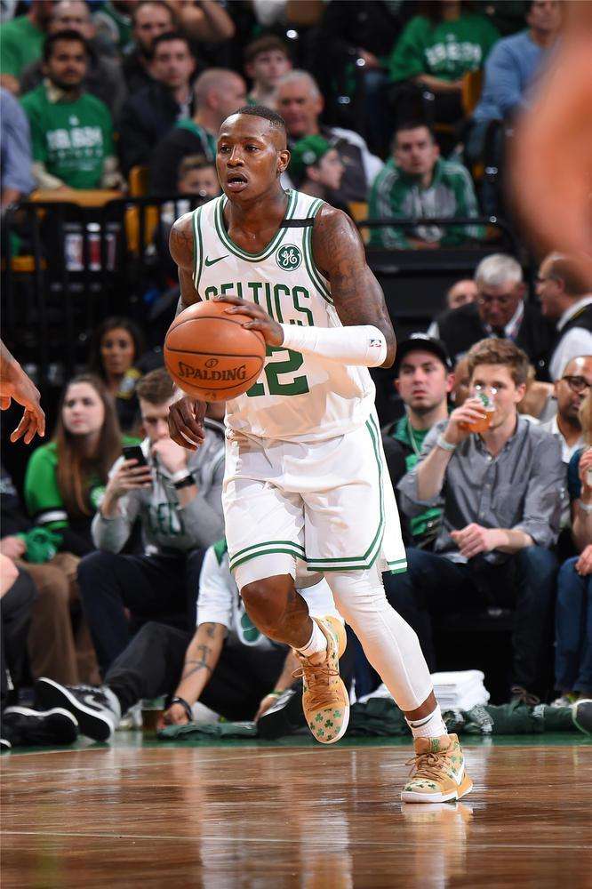 在随后的短 在随后的短